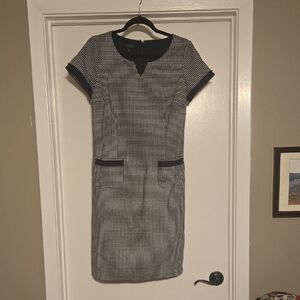 Talbots Navy and White Houndstooth Midi Dress